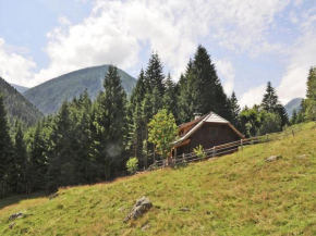 Отель Inviting Chalet in Kolbnitz Teuchl with Garden and Terrace  Перк